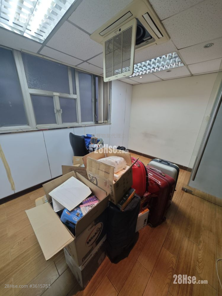 恒昌工厂大厦 租盘 1 房 454 平方尺 ( 42.2 平方米 ) 恒昌工厂大厦 租盘 1 房 454 平方尺 ( 42.2 平方米 )