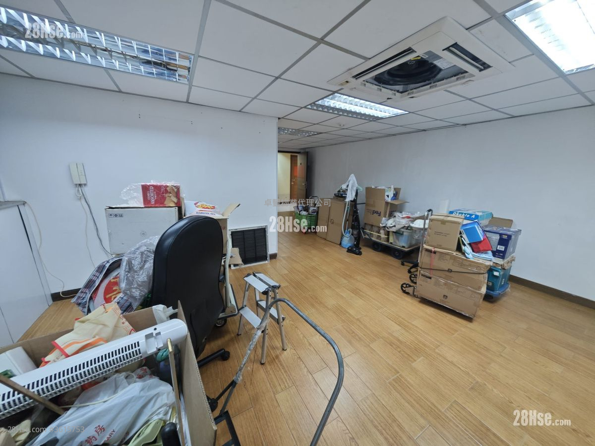 恒昌工厂大厦 租盘 1 房 454 平方尺 ( 42.2 平方米 ) 恒昌工厂大厦 租盘 1 房 454 平方尺 ( 42.2 平方米 )