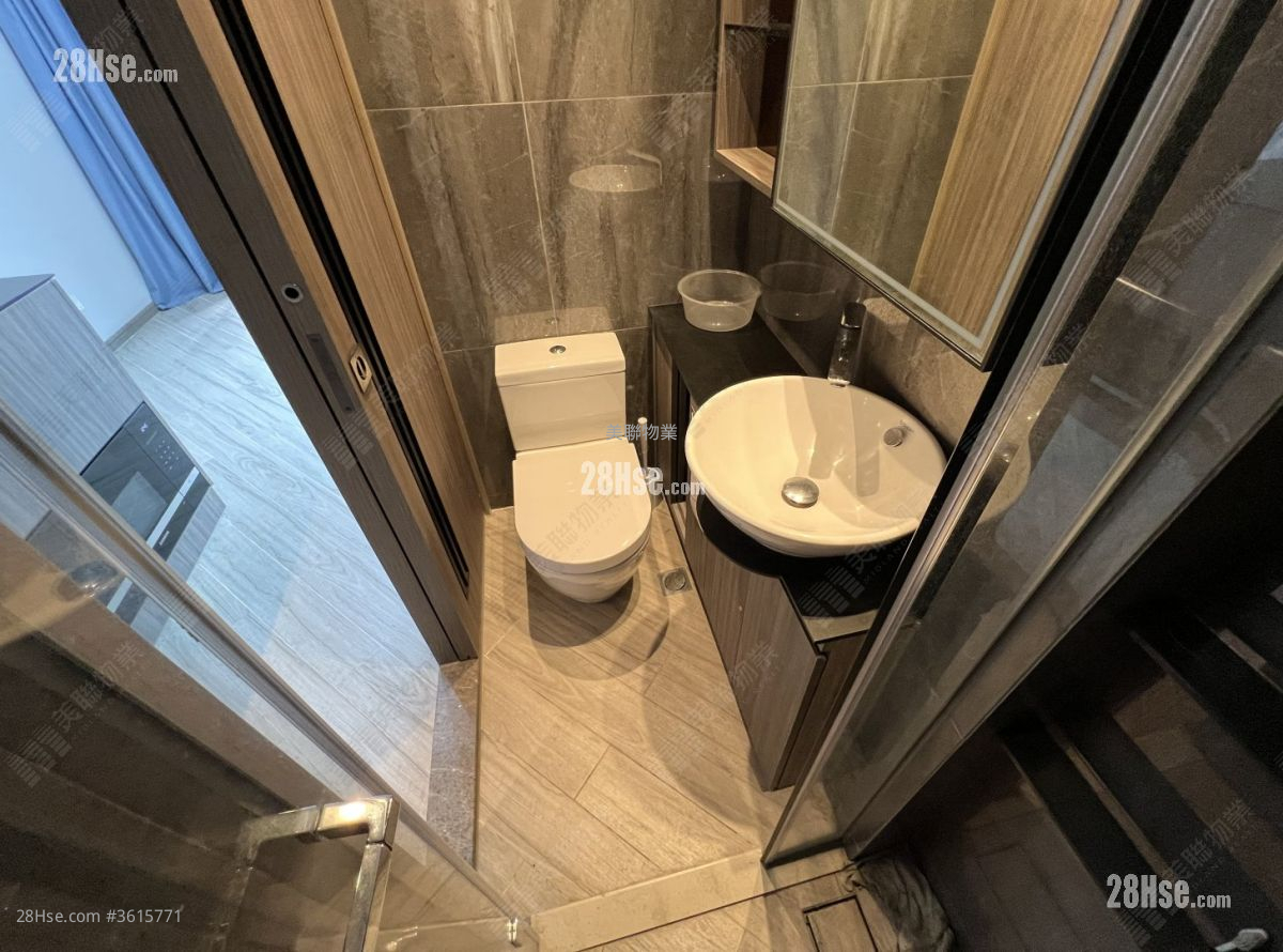 尚悦岭 售盘 1 浴室 195 平方尺 ( 18.1 平方米 ) 尚悦岭 售盘 1 浴室 195 平方尺 ( 18.1 平方米 )