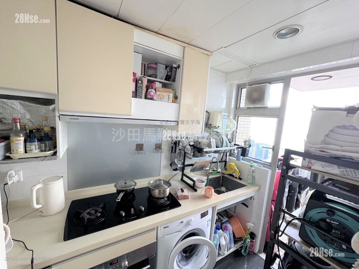 银湖天峰 售盘 3 房 , 2 浴室 746 平方尺 ( 69.3 平方米 ) 银湖天峰 售盘 3 房 , 2 浴室 746 平方尺 ( 69.3 平方米 )