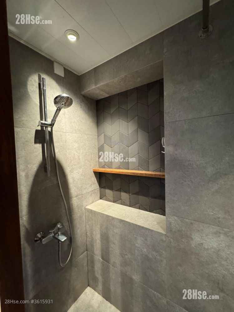 Ping Yan Court Sell 2 Bedrooms , 1 Bathroom 376 ft² ( 34.9 m² ) Ping Yan Court Sell 2 Bedrooms , 1 Bathroom 376 ft² ( 34.9 m² )