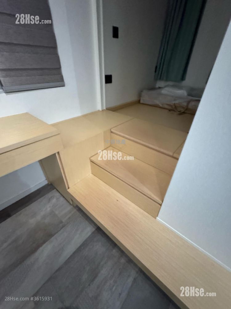 Ping Yan Court Sell 2 Bedrooms , 1 Bathroom 376 ft² ( 34.9 m² ) Ping Yan Court Sell 2 Bedrooms , 1 Bathroom 376 ft² ( 34.9 m² )