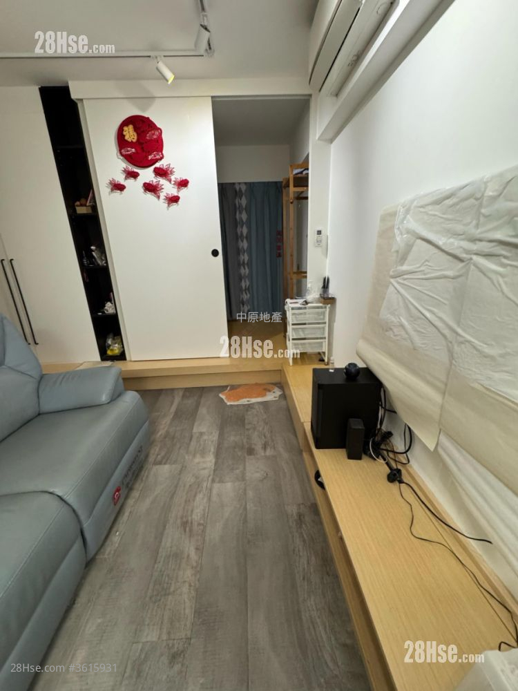 Ping Yan Court Sell 2 Bedrooms , 1 Bathroom 376 ft² ( 34.9 m² ) Ping Yan Court Sell 2 Bedrooms , 1 Bathroom 376 ft² ( 34.9 m² )
