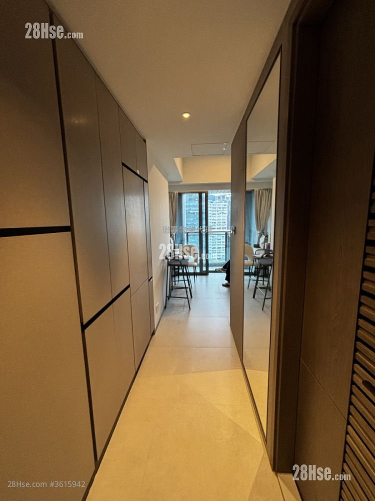 Cullinan Sky Rental Studio , 1 Bathroom 240 ft² ( 22.3 m² ) Cullinan Sky Rental Studio , 1 Bathroom 240 ft² ( 22.3 m² )