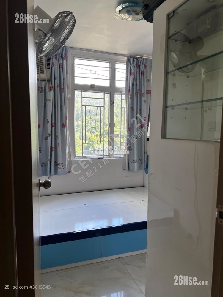 华明邨 售盘 3 房 566 平方尺 ( 52.6 平方米 ) 华明邨 售盘 3 房 566 平方尺 ( 52.6 平方米 )