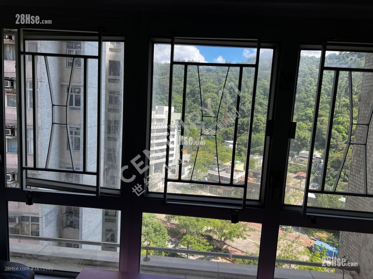 华明邨 售盘 3 房 566 平方尺 ( 52.6 平方米 ) 华明邨 售盘 3 房 566 平方尺 ( 52.6 平方米 )