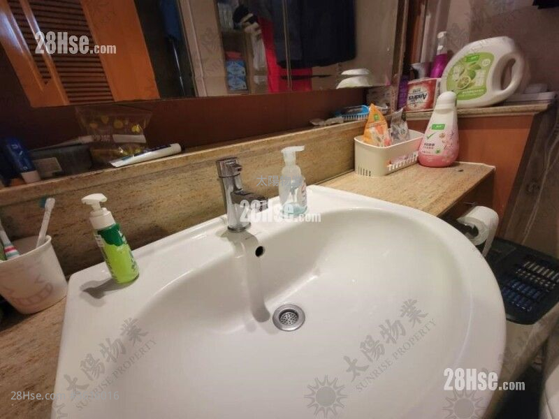 半岛豪庭 售盘 3 房 677 平方尺 ( 62.9 平方米 ) 半岛豪庭 售盘 3 房 677 平方尺 ( 62.9 平方米 )