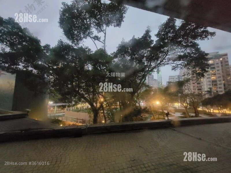 半岛豪庭 售盘 3 房 677 平方尺 ( 62.9 平方米 ) 半岛豪庭 售盘 3 房 677 平方尺 ( 62.9 平方米 )