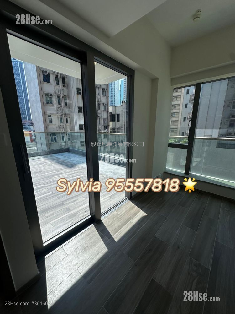 The Vim Sell Studio , 1 Bathroom 191 ft² ( 17.7 m² ) The Vim Sell Studio , 1 Bathroom 191 ft² ( 17.7 m² )