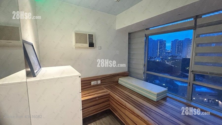 Kingswood Villas Sell 3 Bedrooms 633 ft² ( 58.8 m² ) Kingswood Villas Sell 3 Bedrooms 633 ft² ( 58.8 m² )