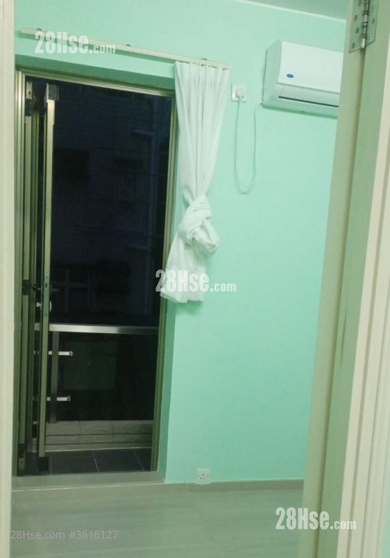 Village Rental 1 Bedroom , 1 Bathroom 230 ft² ( 21.4 m² ) Village Rental 1 Bedroom , 1 Bathroom 230 ft² ( 21.4 m² )