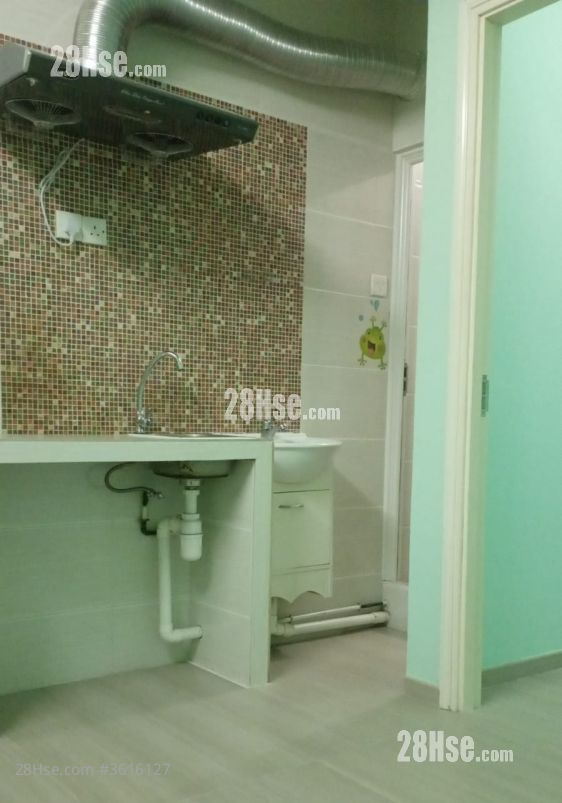 Village Rental 1 Bedroom , 1 Bathroom 230 ft² ( 21.4 m² ) Village Rental 1 Bedroom , 1 Bathroom 230 ft² ( 21.4 m² )