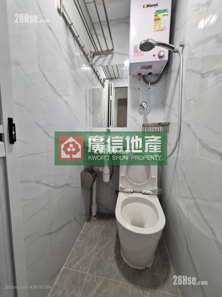 中兴楼 租盘 1 房 , 1 浴室 180 平方尺 ( 16.7 平方米 ) 中兴楼 租盘 1 房 , 1 浴室 180 平方尺 ( 16.7 平方米 )