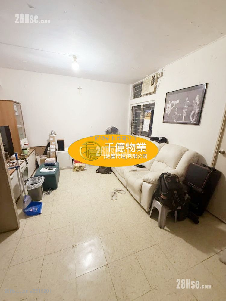 李郑屋邨 售盘 443 平方尺 ( 41.2 平方米 ) 李郑屋邨 售盘 443 平方尺 ( 41.2 平方米 )