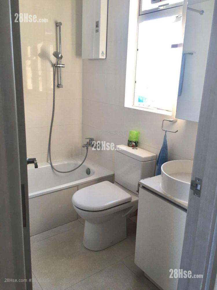 利港湾18 售盘 1 房 , 1 浴室 321 平方尺 ( 29.8 平方米 ) 利港湾18 售盘 1 房 , 1 浴室 321 平方尺 ( 29.8 平方米 )