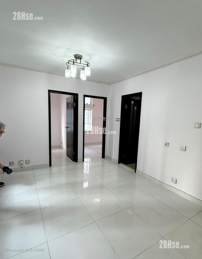 East Asia Gardens Sell 3 Bedrooms , 1 Bathroom 452 ft² ( 42.0 m² ) East Asia Gardens Sell 3 Bedrooms , 1 Bathroom 452 ft² ( 42.0 m² )