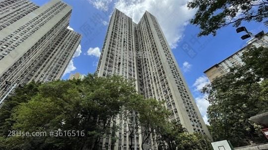 彩蒲苑 售盘 2 房 363 平方尺 ( 33.7 平方米 )