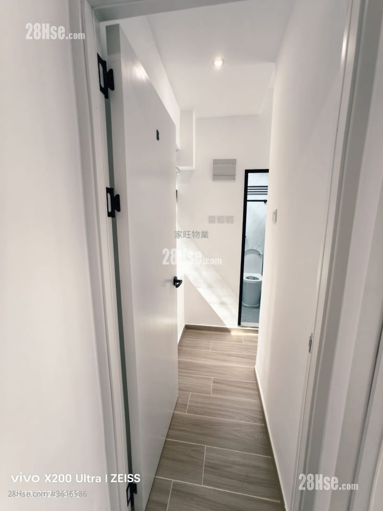 8 Hanoi Road Rental 1 Bedroom , 1 Bathroom 145 ft² ( 13.5 m² ) 8 Hanoi Road Rental 1 Bedroom , 1 Bathroom 145 ft² ( 13.5 m² )