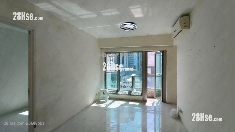 City Point Sell 3 Bedrooms , 2 Bathrooms 664 ft² ( 61.7 m² ) City Point Sell 3 Bedrooms , 2 Bathrooms 664 ft² ( 61.7 m² )
