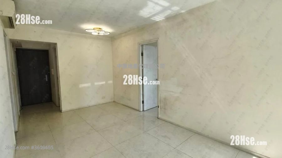 City Point Sell 3 Bedrooms , 2 Bathrooms 664 ft² ( 61.7 m² ) City Point Sell 3 Bedrooms , 2 Bathrooms 664 ft² ( 61.7 m² )