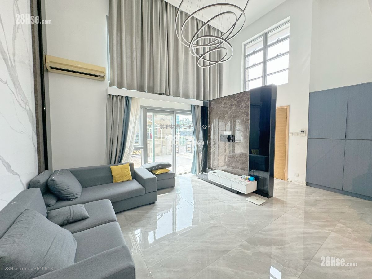 加多利园 租盘 4 房 2,100 平方尺 ( 195.1 平方米 )