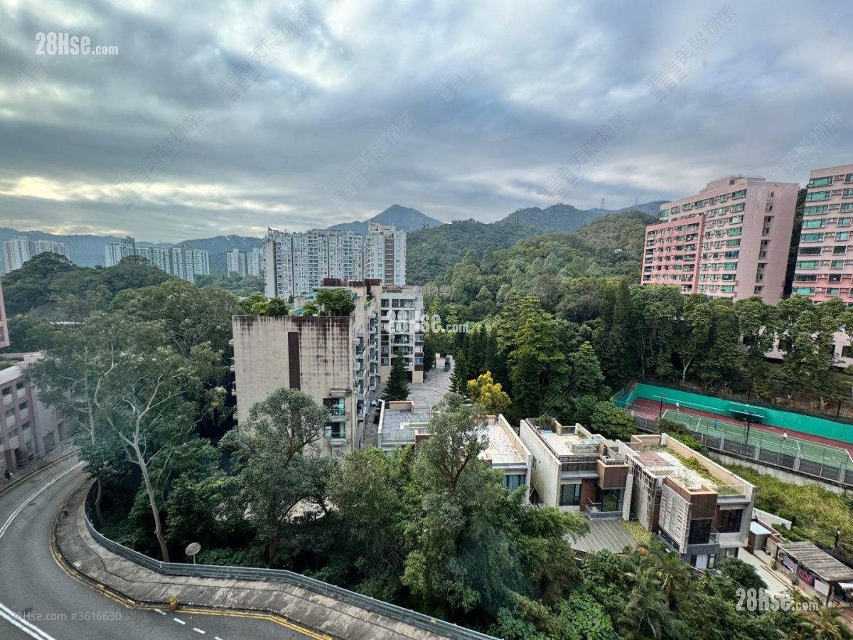晓翠山庄 售盘 3 房 , 2 浴室 1,066 平方尺 ( 99.0 平方米 ) 晓翠山庄 售盘 3 房 , 2 浴室 1,066 平方尺 ( 99.0 平方米 )
