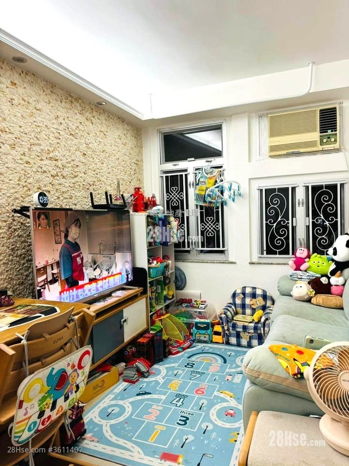 兆康苑 租盘 2 房 , 1 浴室 483 平方尺 ( 44.9 平方米 ) 兆康苑 租盘 2 房 , 1 浴室 483 平方尺 ( 44.9 平方米 )