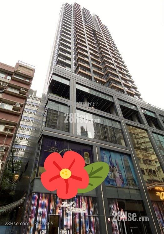 The Queens Rental 2 Bedrooms , 1 Bathroom 427 ft² ( 39.7 m² )