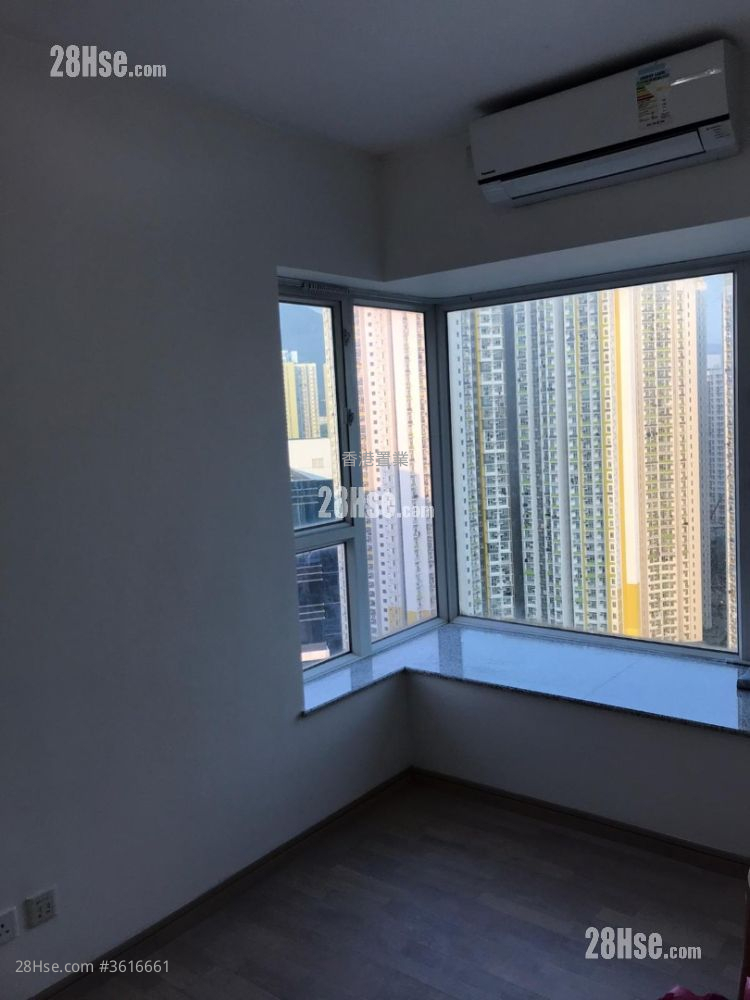 The Sparkle Sell 2 Bedrooms , 1 Bathroom 510 ft² ( 47.4 m² ) The Sparkle Sell 2 Bedrooms , 1 Bathroom 510 ft² ( 47.4 m² )
