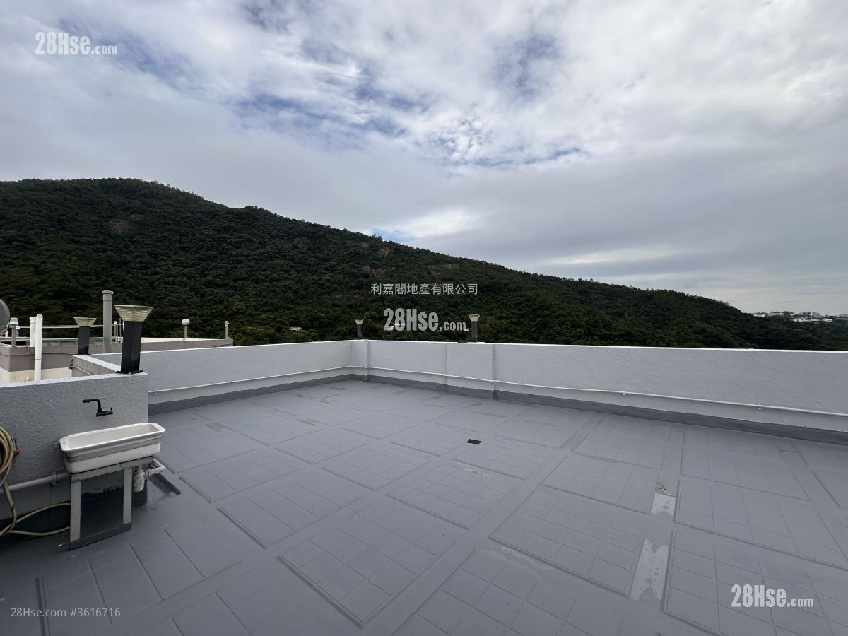 乐林园 租盘 3 房 , 2 浴室 1,058 平方尺 ( 98.3 平方米 ) 乐林园 租盘 3 房 , 2 浴室 1,058 平方尺 ( 98.3 平方米 )