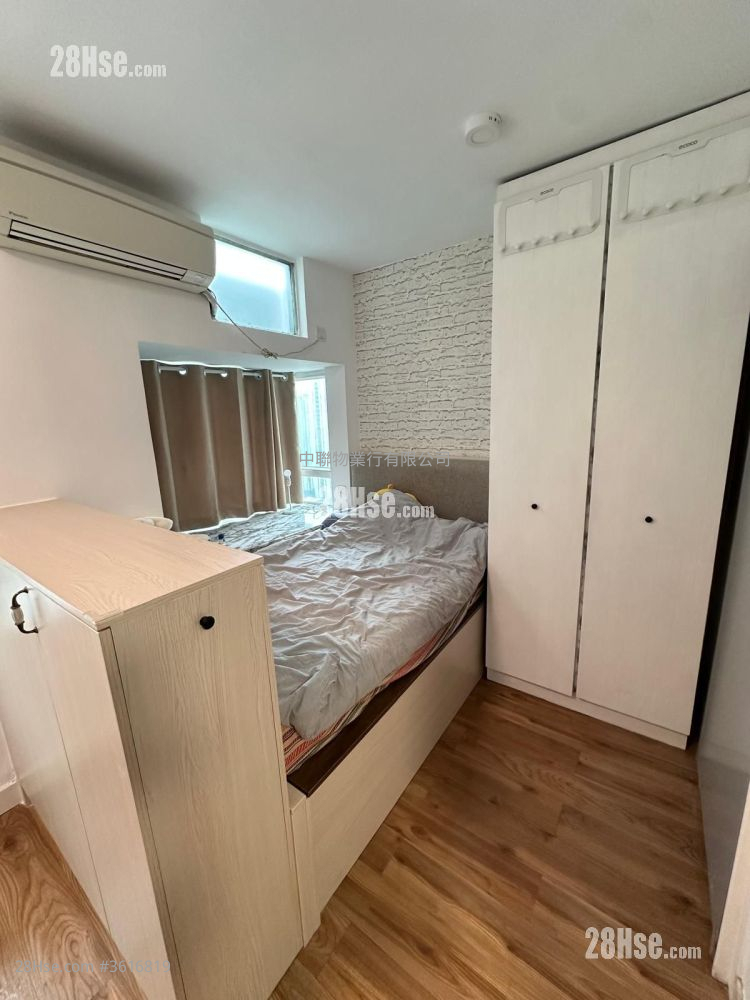 沙田第一城 售盘 284 平方尺 ( 26.4 平方米 ) 沙田第一城 售盘 284 平方尺 ( 26.4 平方米 )