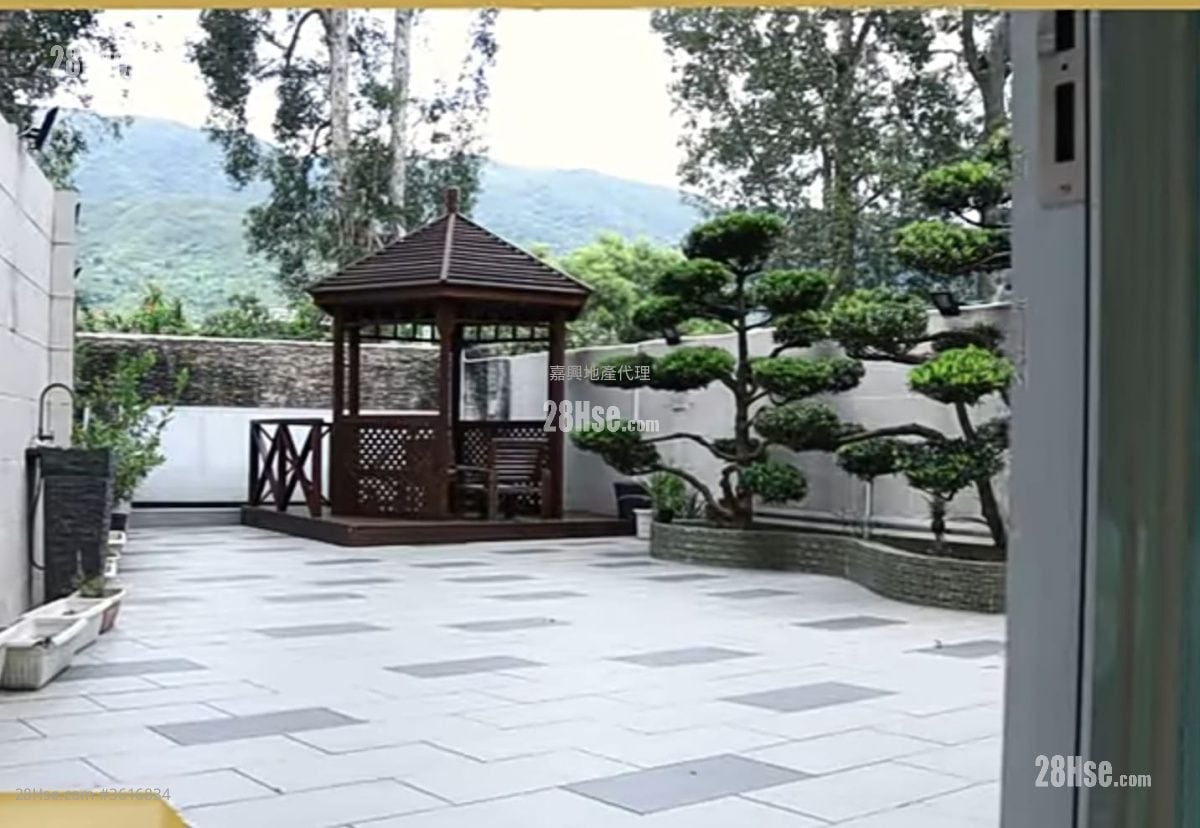 林村 售盘 4 房 , 4 浴室 林村 售盘 4 房 , 4 浴室