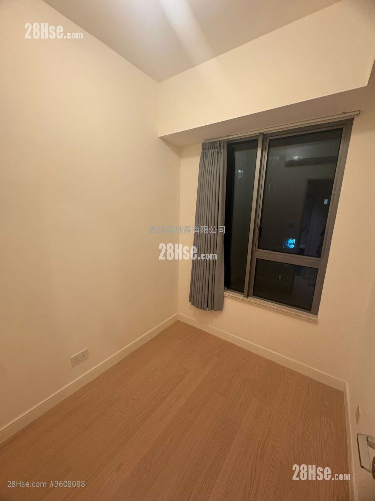 Monaco One Rental 2 Bedrooms , 1 Bathroom 444 ft² ( 41.2 m² ) Monaco One Rental 2 Bedrooms , 1 Bathroom 444 ft² ( 41.2 m² )