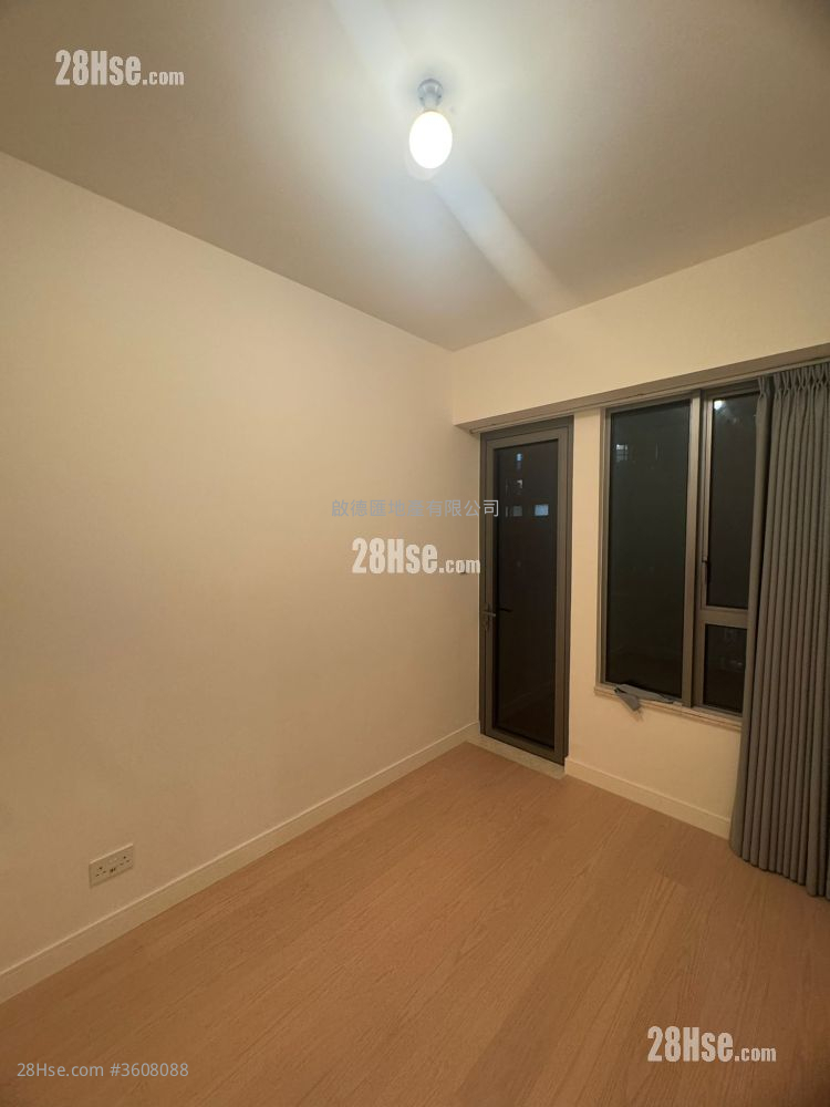 Monaco One Rental 2 Bedrooms , 1 Bathroom 444 ft² ( 41.2 m² ) Monaco One Rental 2 Bedrooms , 1 Bathroom 444 ft² ( 41.2 m² )