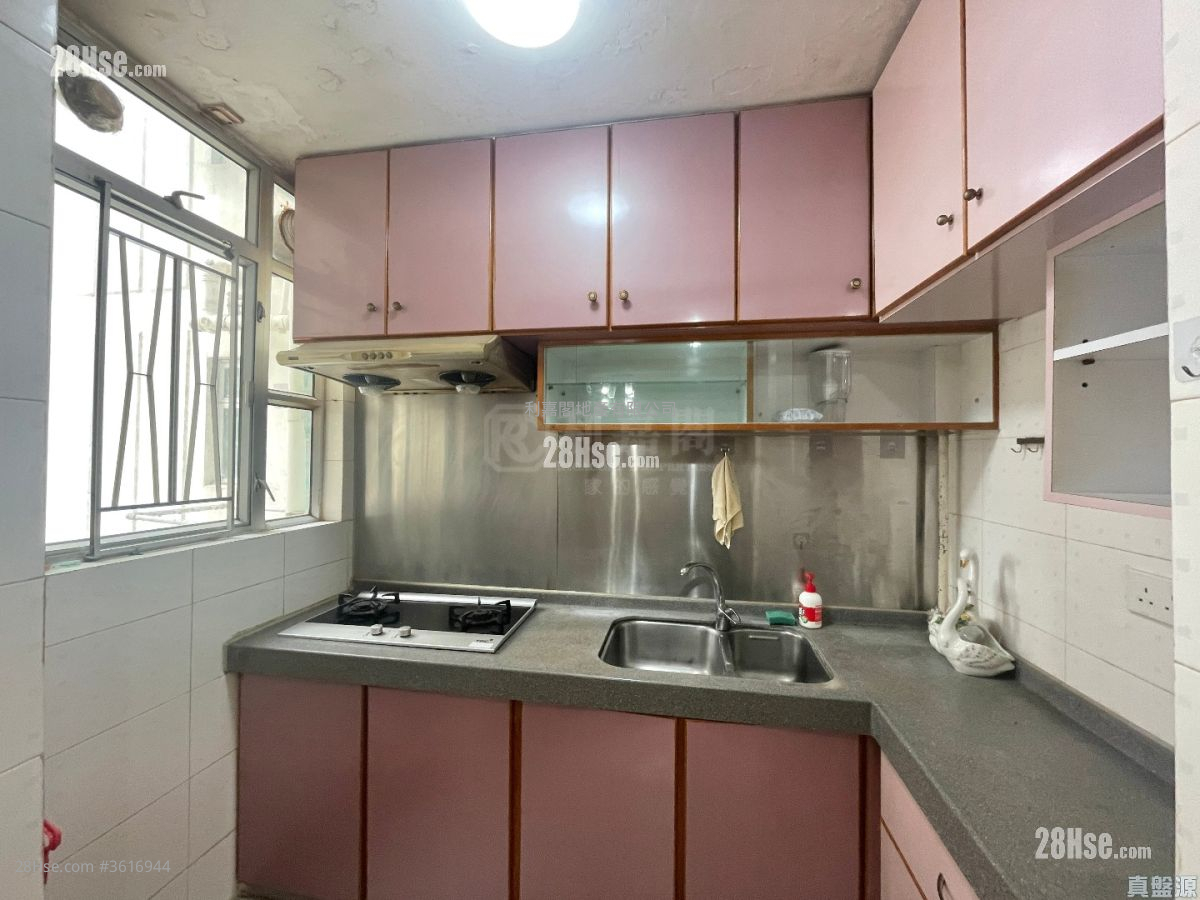Tong Ming Court Sell 1 Bedroom 433 ft² ( 40.2 m² ) Tong Ming Court Sell 1 Bedroom 433 ft² ( 40.2 m² )
