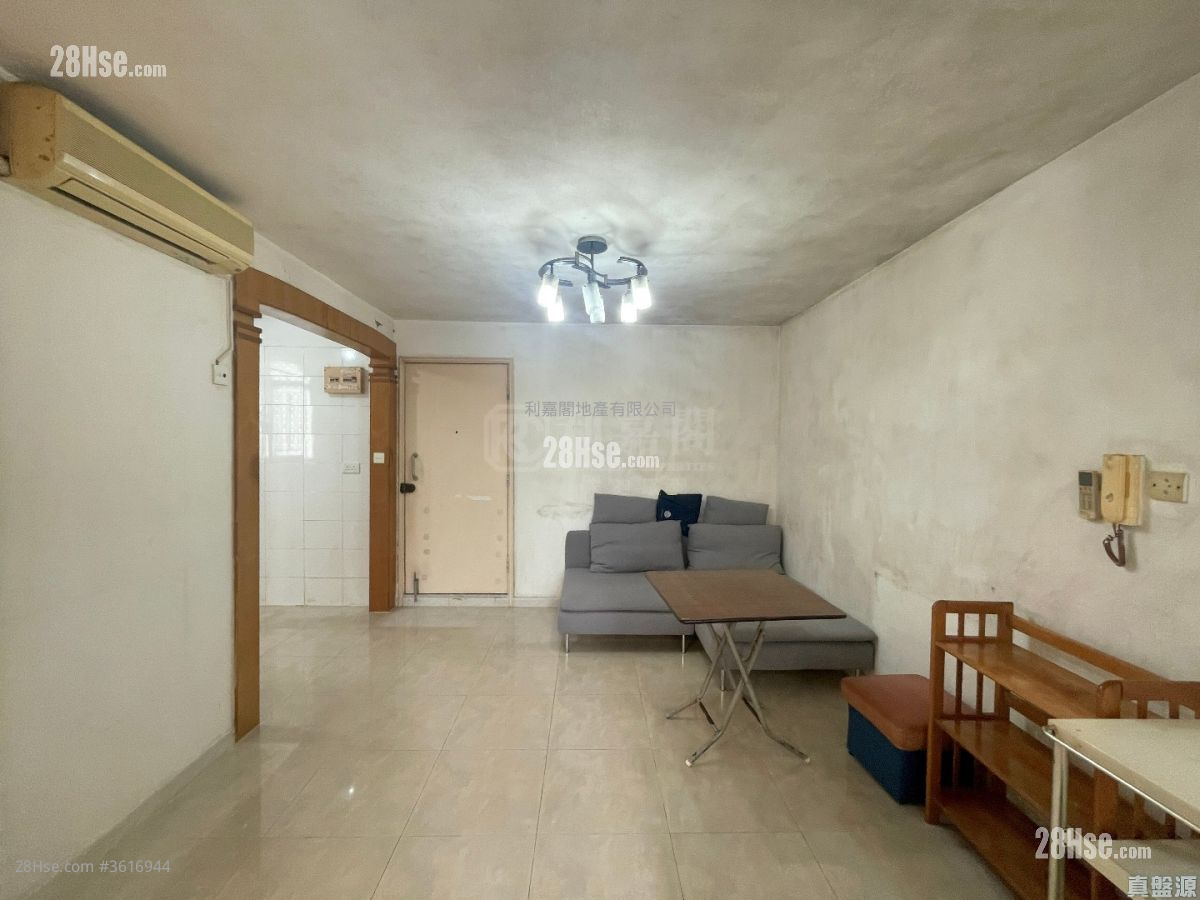 Tong Ming Court Sell 1 Bedroom 433 ft² ( 40.2 m² ) Tong Ming Court Sell 1 Bedroom 433 ft² ( 40.2 m² )