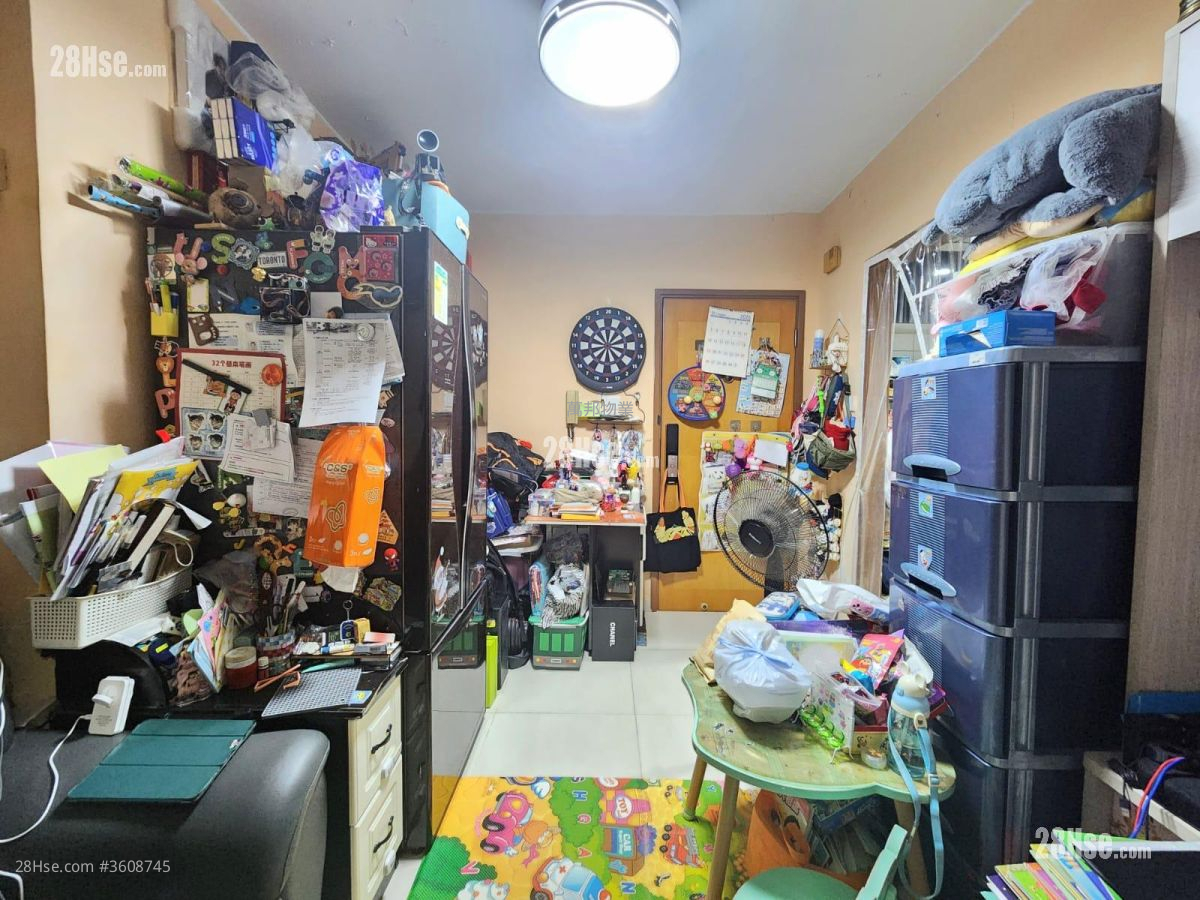 宝湖花园 售盘 2 房 , 1 浴室 343 平方尺 ( 31.9 平方米 )