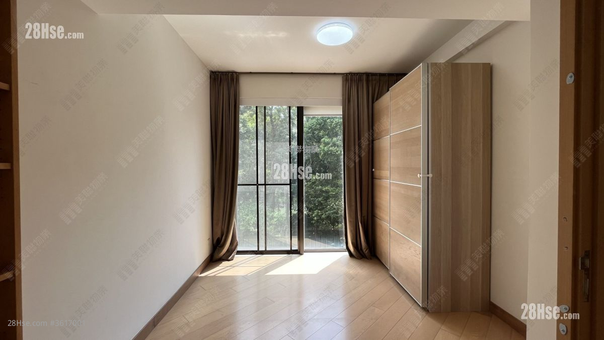 天峦 租盘 2,767 平方尺 ( 257.1 平方米 ) 天峦 租盘 2,767 平方尺 ( 257.1 平方米 )