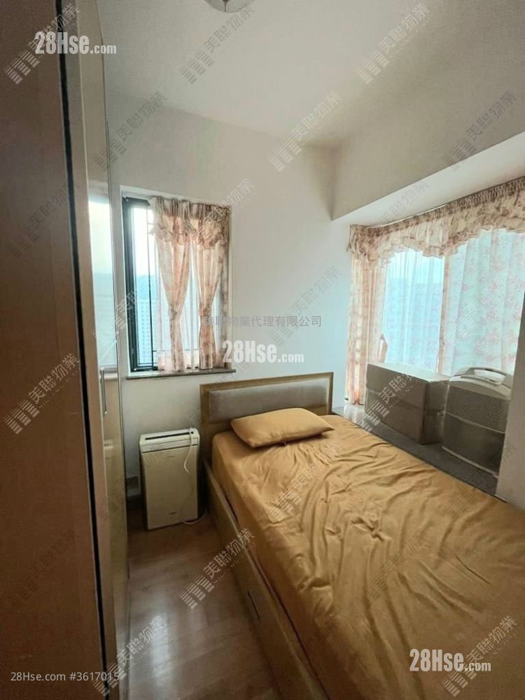 The Metro City Sell 3 Bedrooms , 2 Bathrooms 644 ft² ( 59.8 m² ) The Metro City Sell 3 Bedrooms , 2 Bathrooms 644 ft² ( 59.8 m² )