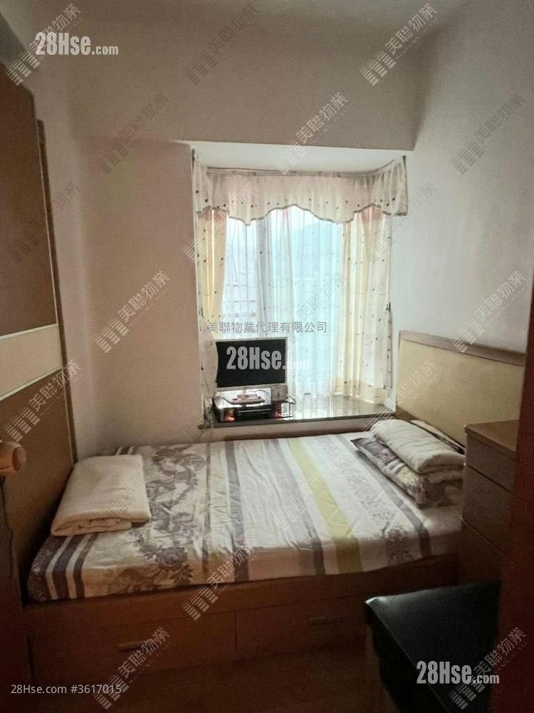 The Metro City Sell 3 Bedrooms , 2 Bathrooms 644 ft² ( 59.8 m² ) The Metro City Sell 3 Bedrooms , 2 Bathrooms 644 ft² ( 59.8 m² )