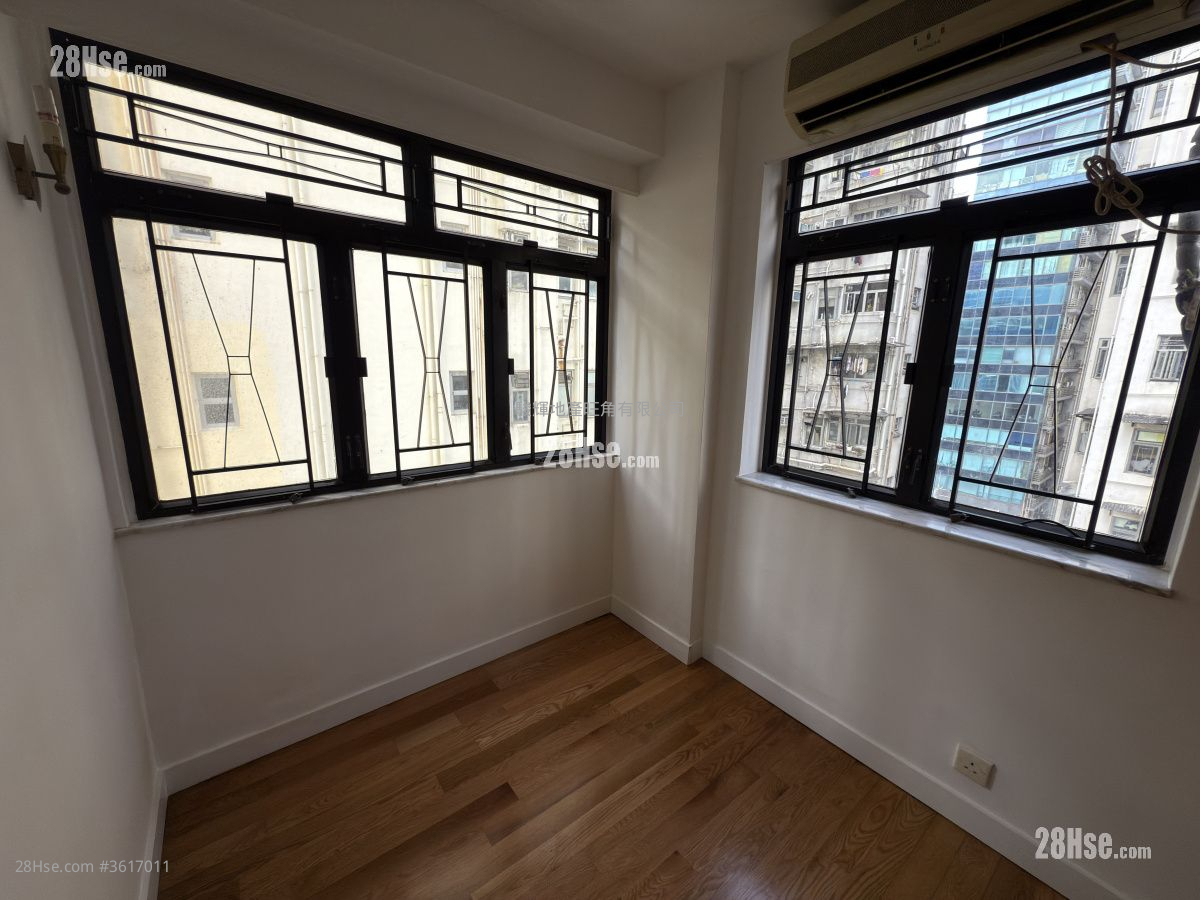 Wai Ching Court Sell 1 Bedroom , 1 Bathroom 270 ft² ( 25.1 m² ) Wai Ching Court Sell 1 Bedroom , 1 Bathroom 270 ft² ( 25.1 m² )