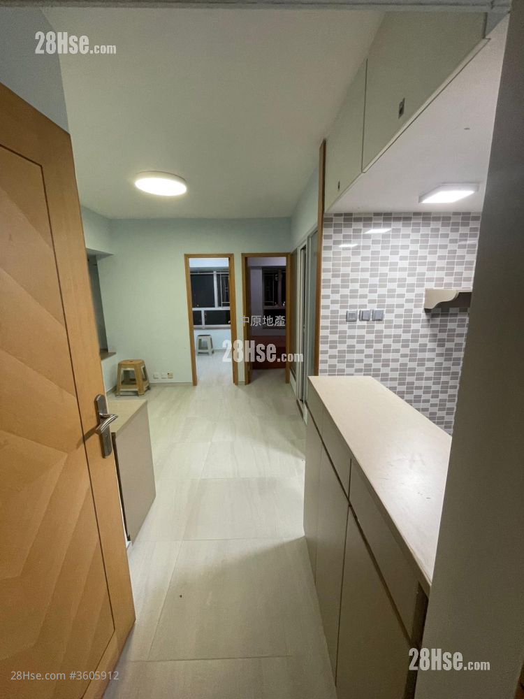 Goodview Garden Sell 2 Bedrooms , 1 Bathroom 301 ft² ( 28.0 m² )