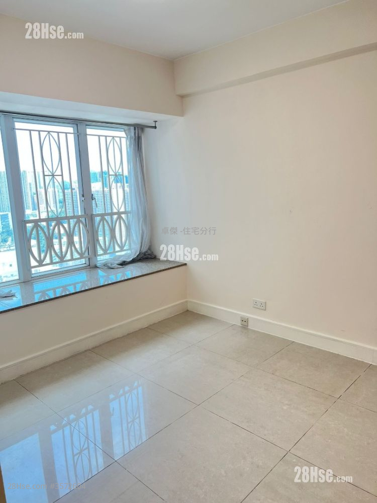 The Apex Rental 2 Bedrooms , 1 Bathroom 447 ft² ( 41.5 m² )