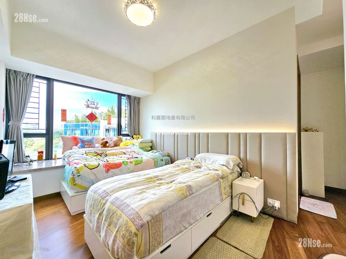 贤文礼士 售盘 3 房 1,534 平方尺 ( 142.5 平方米 ) 贤文礼士 售盘 3 房 1,534 平方尺 ( 142.5 平方米 )