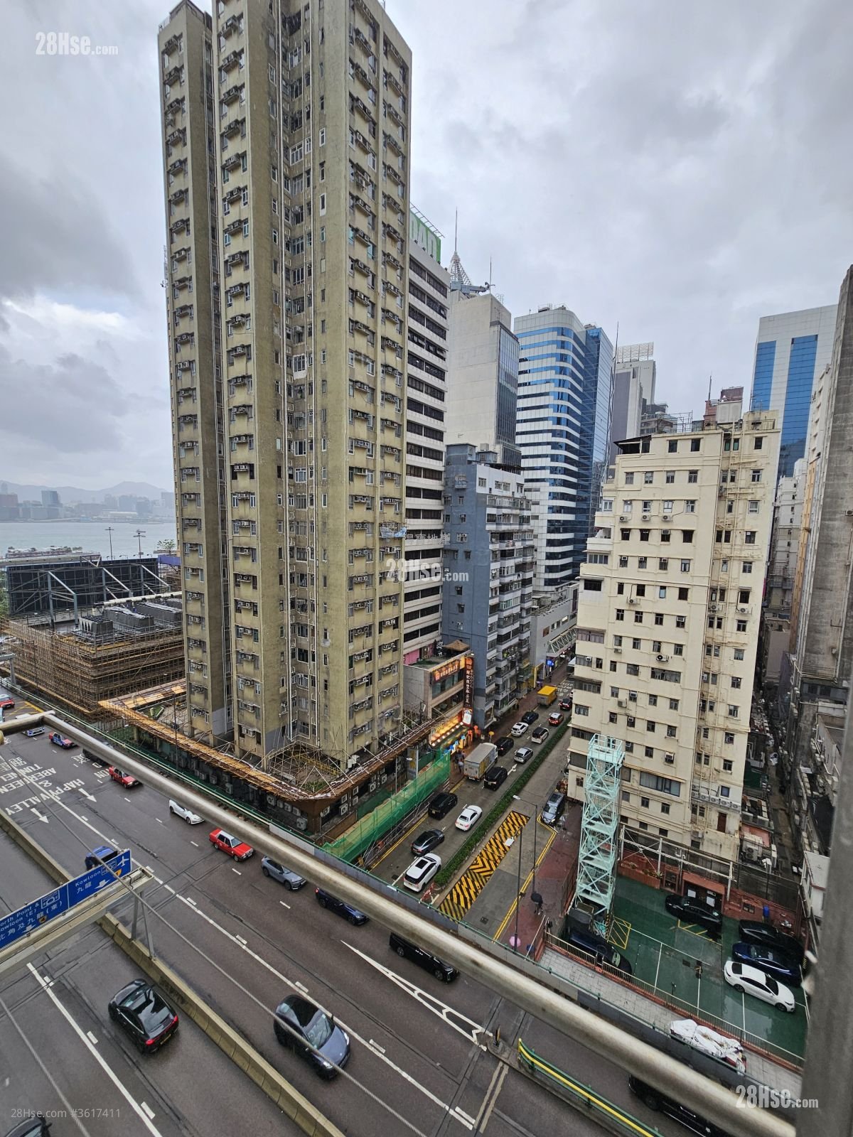 单幢楼房 售盘 2 房 , 1 浴室 410 平方尺 ( 38.1 平方米 ) 单幢楼房 售盘 2 房 , 1 浴室 410 平方尺 ( 38.1 平方米 )
