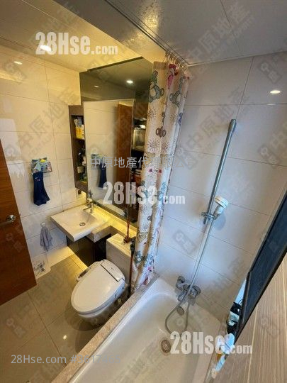 Primrose Hill Sell 2 Bedrooms , 1 Bathroom 543 ft² ( 50.4 m² ) Primrose Hill Sell 2 Bedrooms , 1 Bathroom 543 ft² ( 50.4 m² )