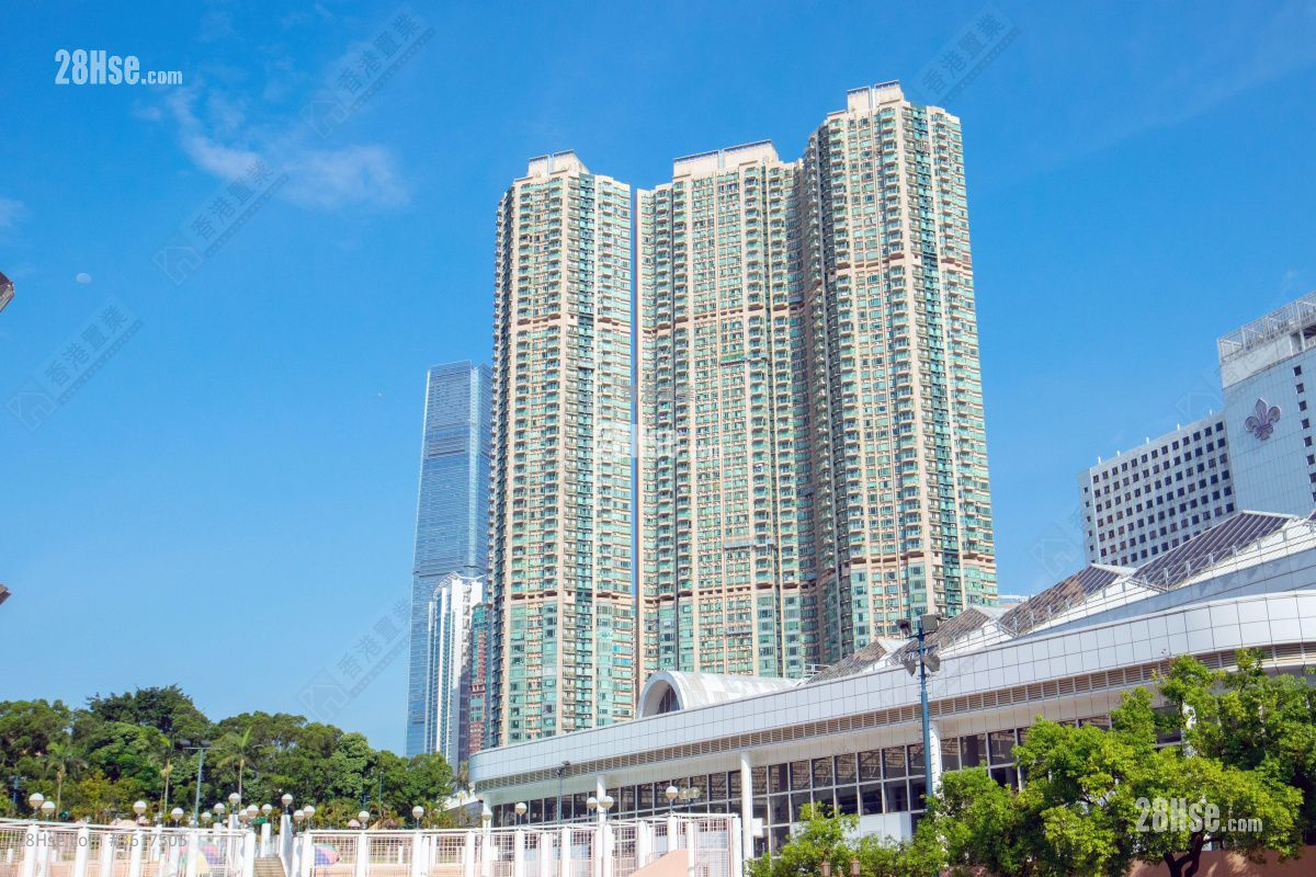 港景峰 租盘 3 房 , 2 浴室 791 平方尺 ( 73.5 平方米 ) 港景峰 租盘 3 房 , 2 浴室 791 平方尺 ( 73.5 平方米 )
