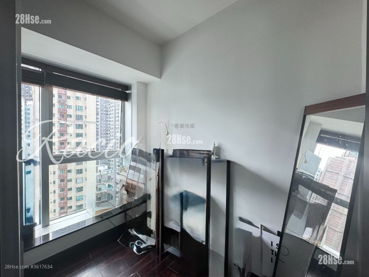 Cherry Crest Rental 2 Bedrooms , 2 Bathrooms 772 ft² ( 71.7 m² ) Cherry Crest Rental 2 Bedrooms , 2 Bathrooms 772 ft² ( 71.7 m² )