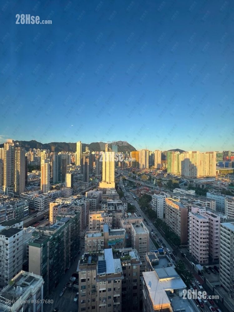 懿荟 售盘 4 房 1,762 平方尺 ( 163.7 平方米 ) 懿荟 售盘 4 房 1,762 平方尺 ( 163.7 平方米 )