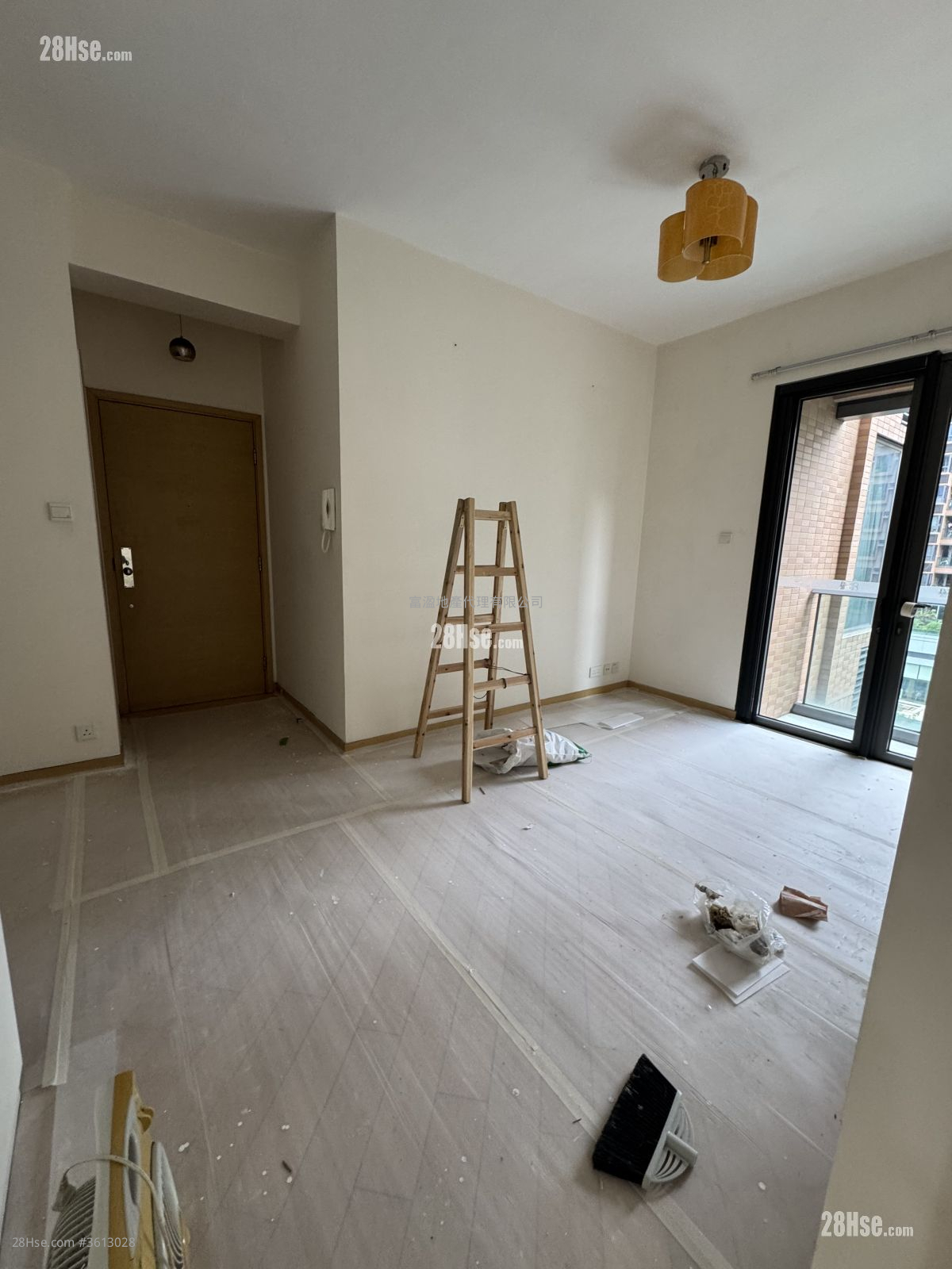 Residence 88 Rental 2 Bedrooms , 1 Bathroom 519 ft² ( 48.2 m² ) Residence 88 Rental 2 Bedrooms , 1 Bathroom 519 ft² ( 48.2 m² )